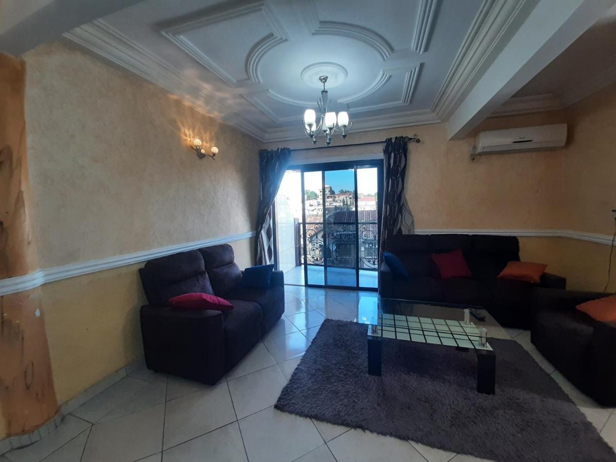 Launapark Residence Дуала Екстер'єр фото
