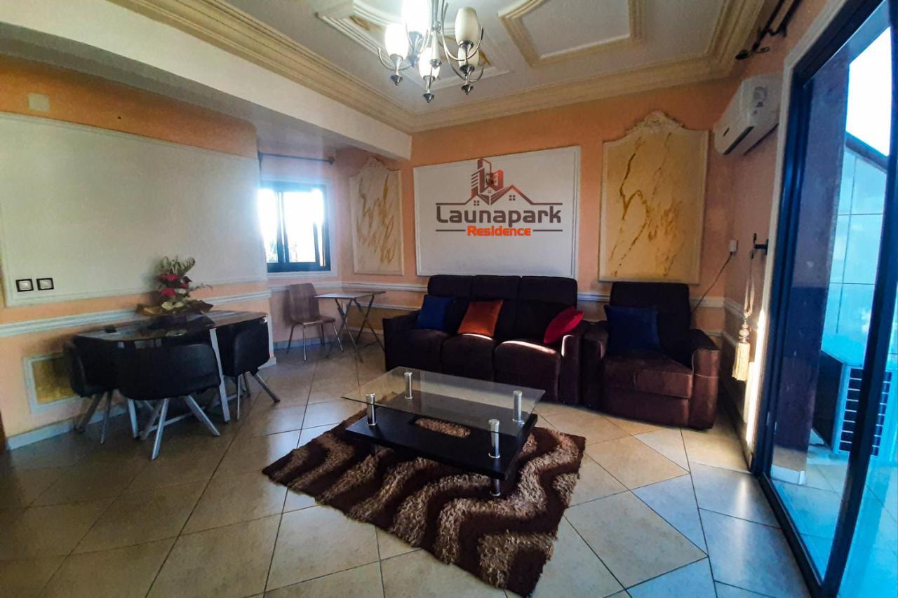 Launapark Residence Дуала Екстер'єр фото
