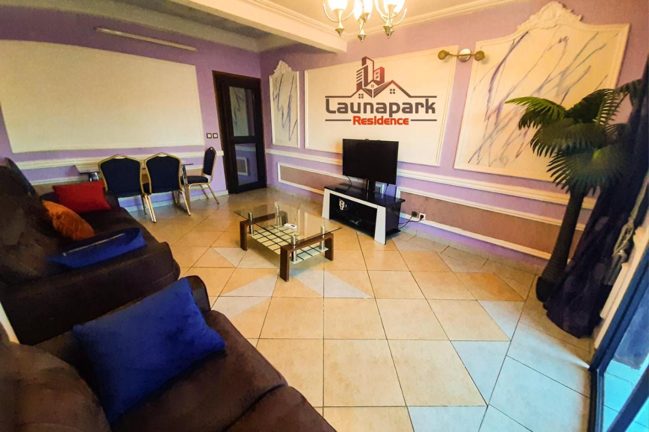 Launapark Residence Дуала Екстер'єр фото