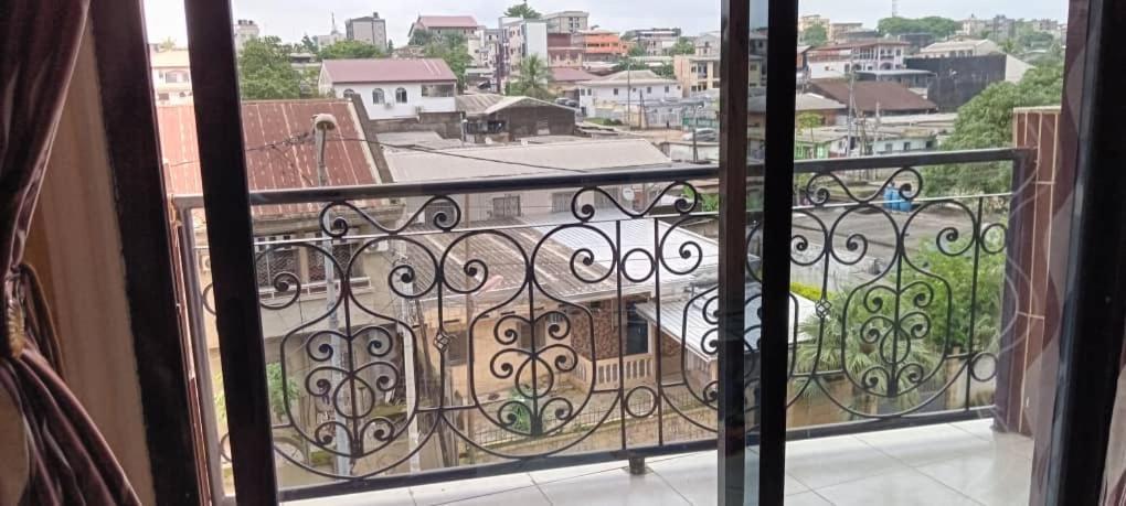 Launapark Residence Дуала Екстер'єр фото
